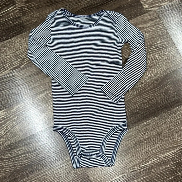 Set of 4, 24 month long sleeve tops - Picture 2 of 11